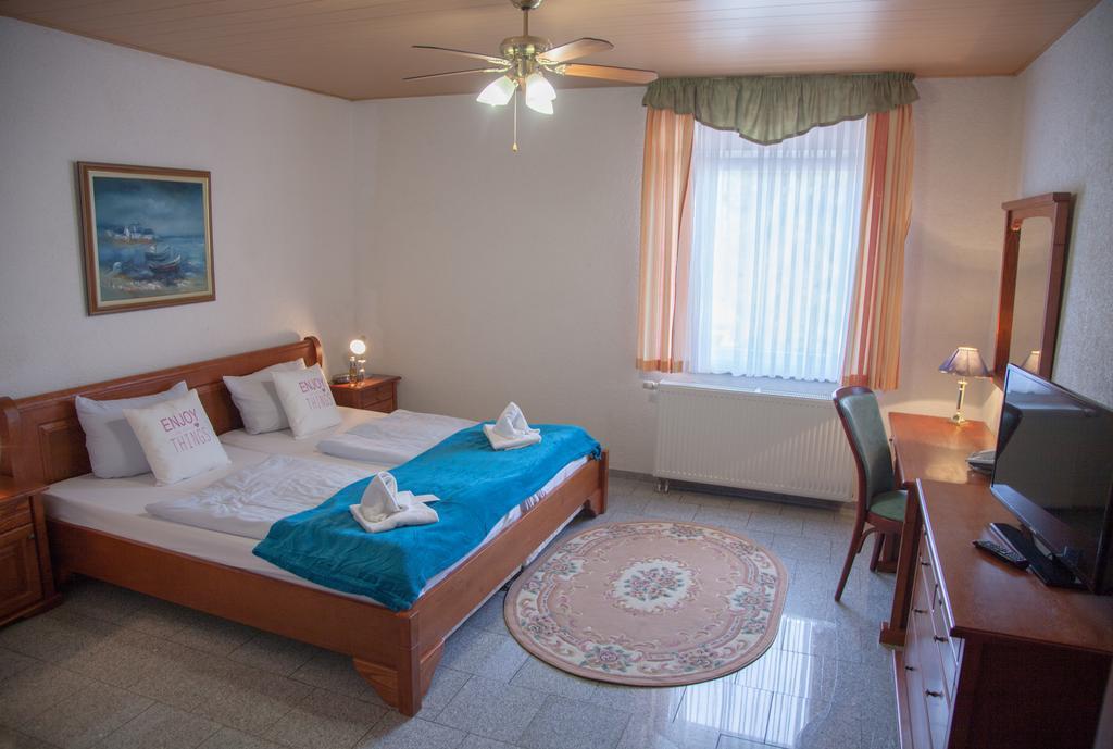 Hotel Atlantis Ramstein-Miesenbach Dış mekan fotoğraf