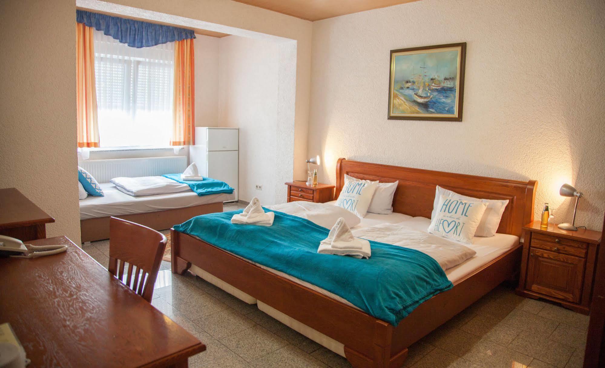 Hotel Atlantis Ramstein-Miesenbach Dış mekan fotoğraf