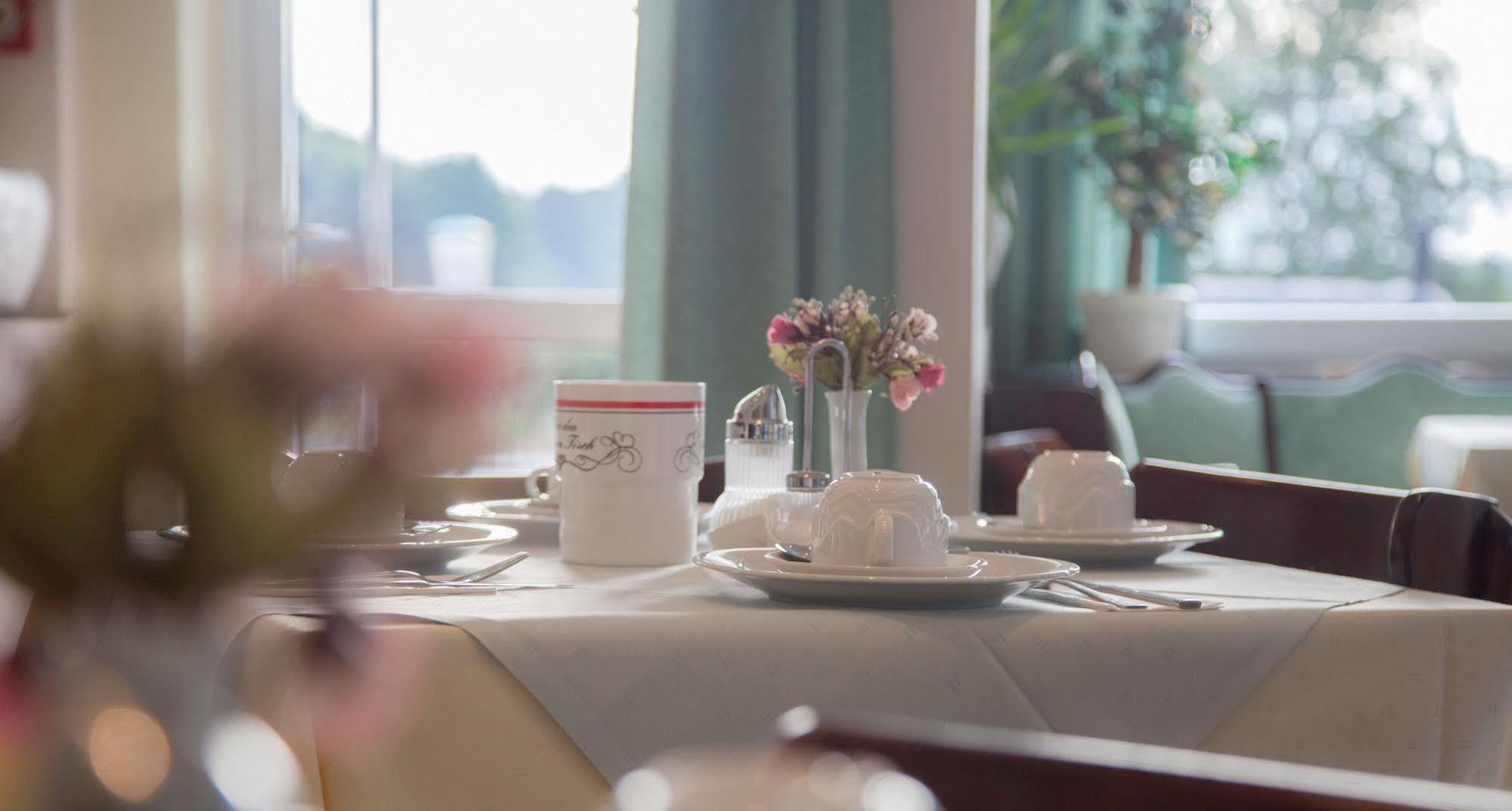 Hotel Atlantis Ramstein-Miesenbach Dış mekan fotoğraf
