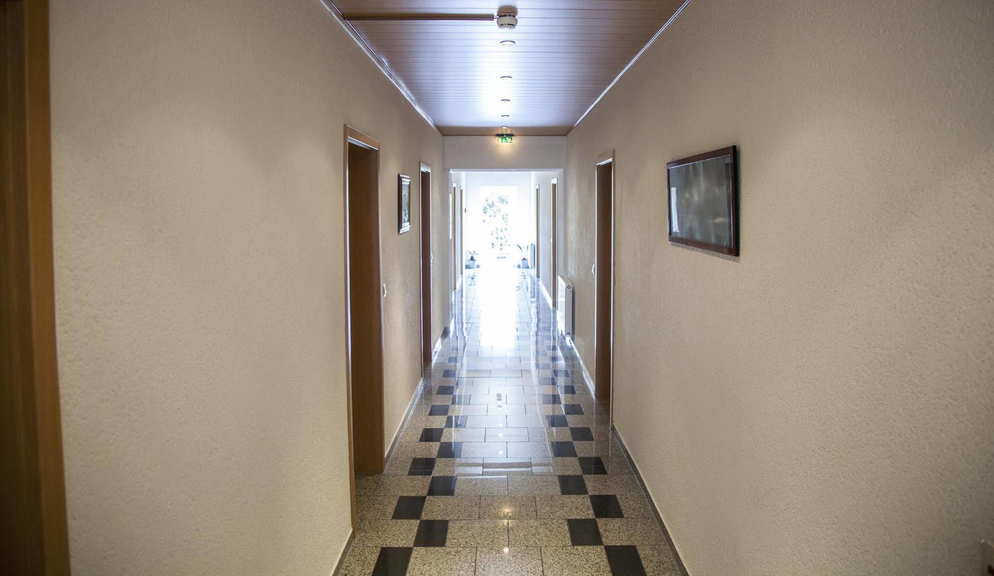 Hotel Atlantis Ramstein-Miesenbach Dış mekan fotoğraf